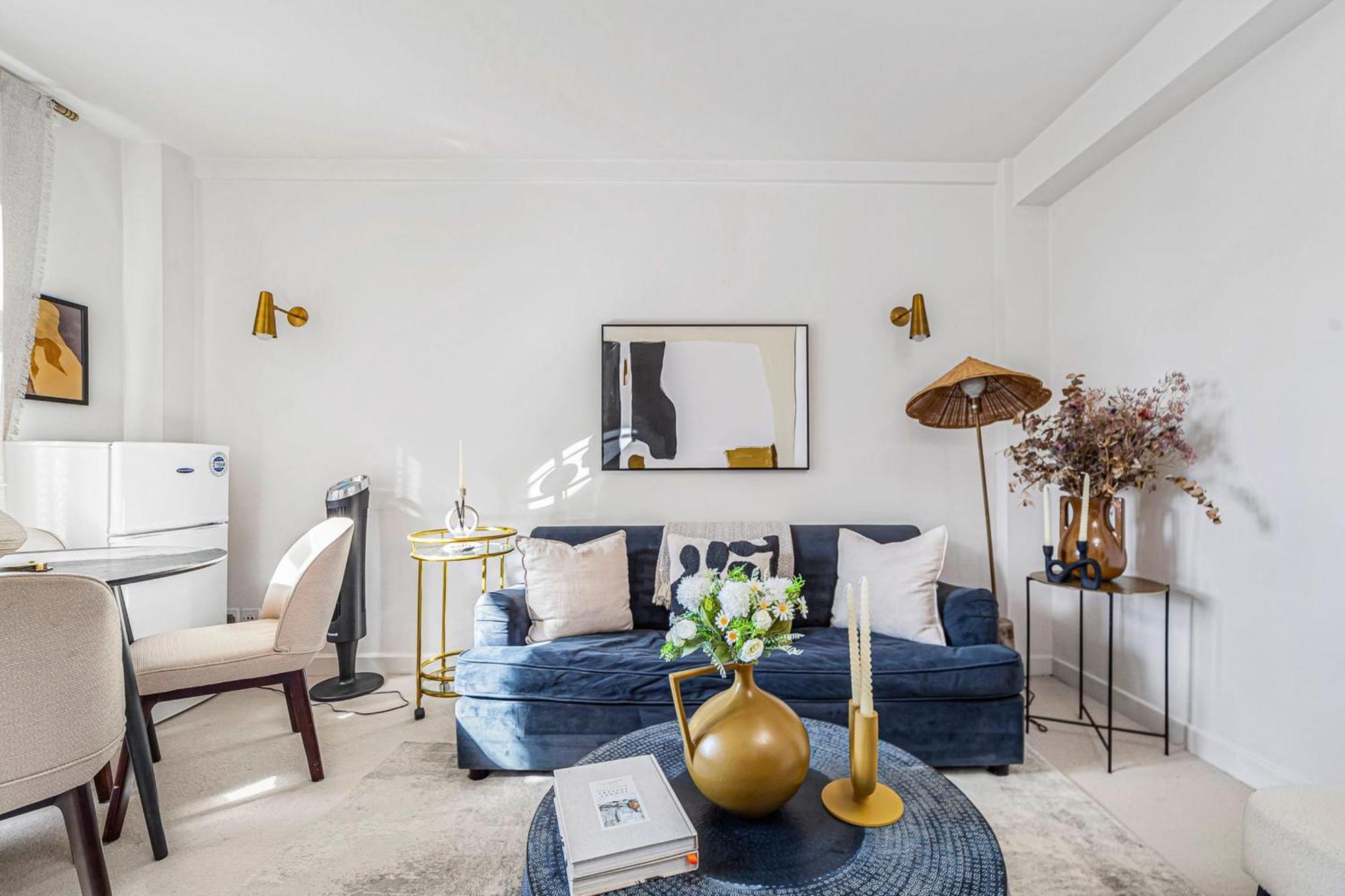 Chic Flat With Stunning Views Londra