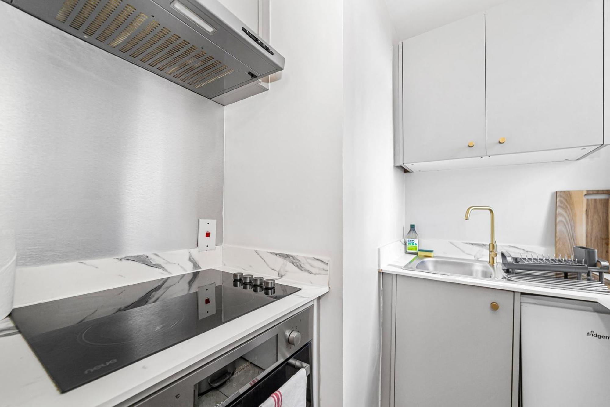 Chic Flat With Stunning Views *